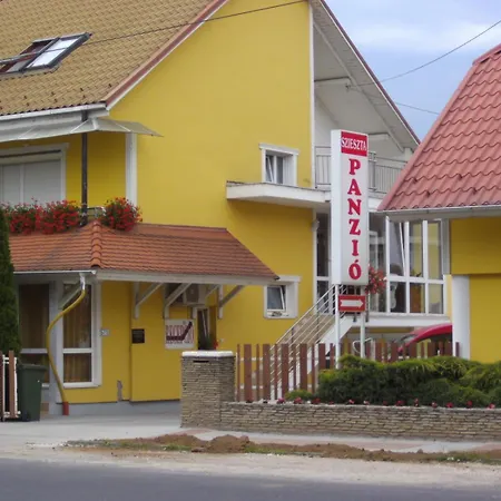 Oda ve Kahvaltı Szieszta Panzio Sárvár
