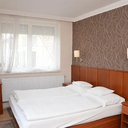 Szieszta Panzio Bed & Breakfast Sárvár