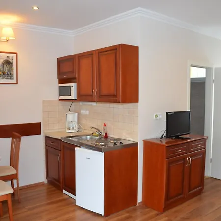 Szieszta Panzio Bed & Breakfast Sárvár