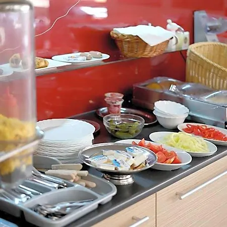 Szieszta Panzio Bed & Breakfast 3*