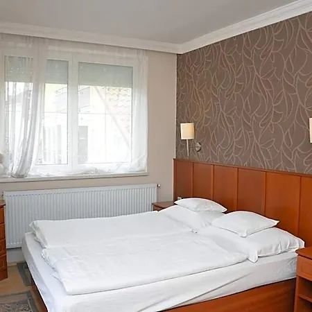 Szieszta Panzio Bed & Breakfast Sárvár