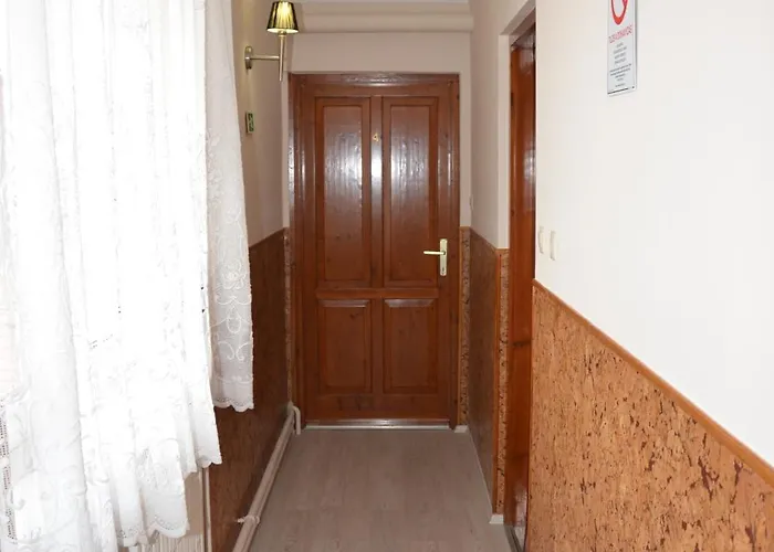 Bed & Breakfast Szieszta Panzio Sárvár