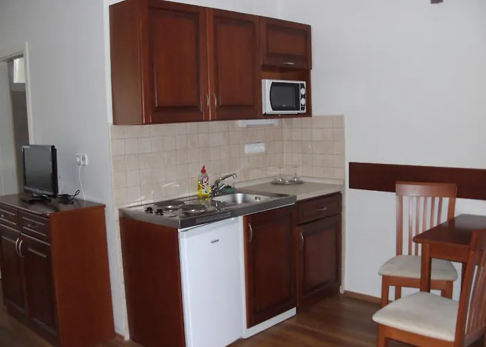 Szieszta Panzio 4* Sárvár